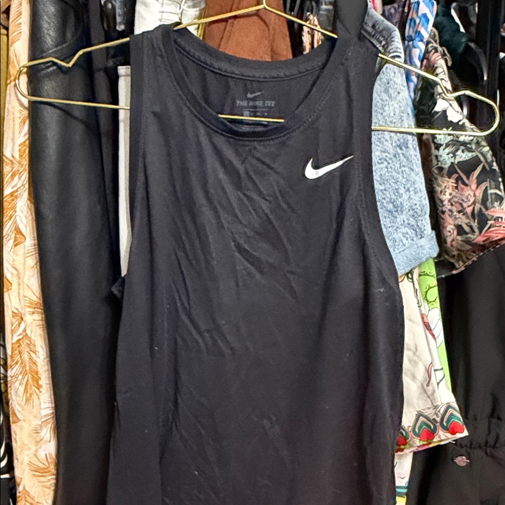 ✨Closet Price Drops!!✨ Nike Black Athletic Tank with White Logo XS